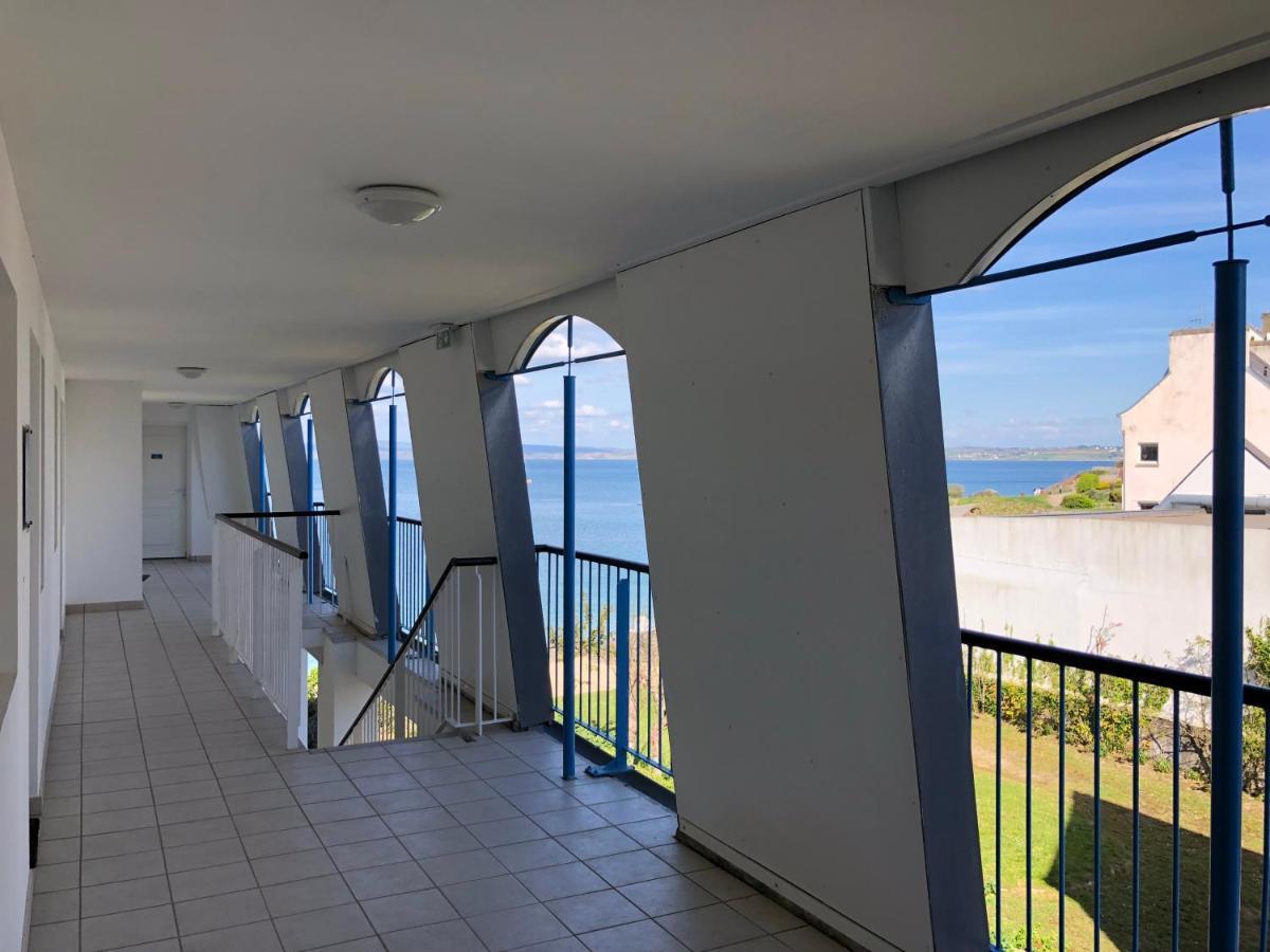 Tres Bel Appartement Vue Mer Avec Piscine Дуарнене Екстериор снимка